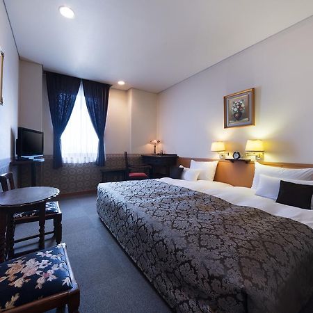 Chres Hotel Kochi  Bagian luar foto