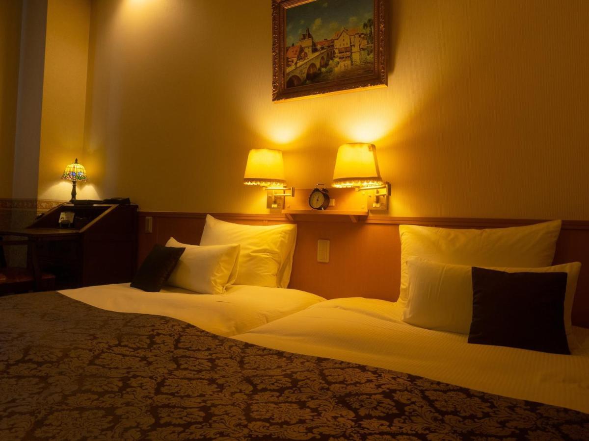 Chres Hotel Kochi  Bagian luar foto